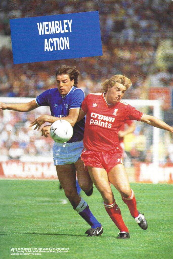 1986 Charity Shield - Everton's Graeme Sharp and Liverpool's Barry Venison